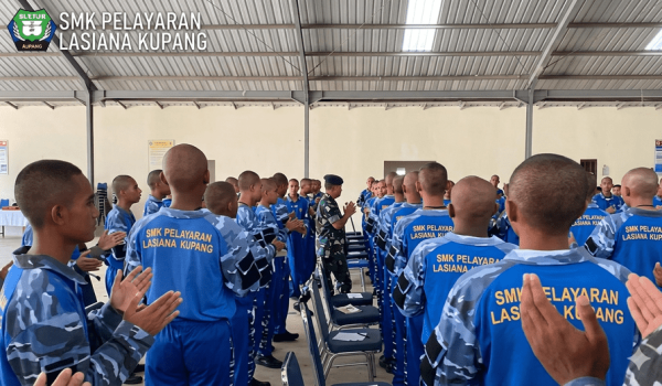 apakah sekolah pelayaran harus botak